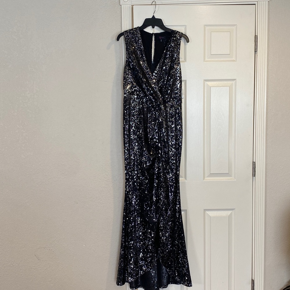 Beautiful formal agua dress